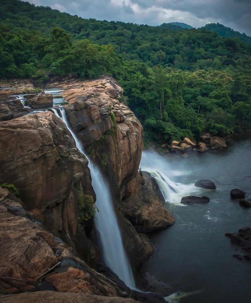 athirappilly tour packages